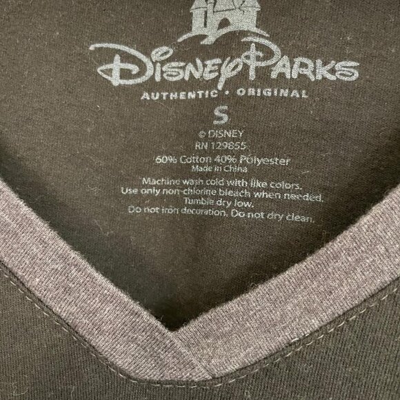 Disney Parks "All I Need for Christmas" Mickey Snowflake T-Shirt - Picture 3 of 4